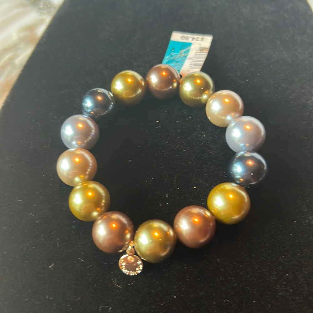 Costume Jewelry Bracelet Metal colors (gold silver brass copper)